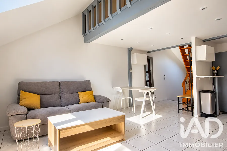 Appartement à La Ville-du-Bois (91620) photo 3