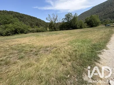 Terrain à bâtir à Escragnolles (06460)