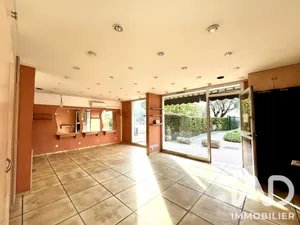 Boutique/Local commercial à Grasse (06130)