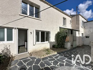 Maison de ville à Parthenay (79200)