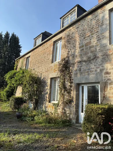 Maison de campagne à Sainte-Honorine-la-Chardonne (61430)