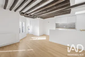 Apartment in Paris (75001)
