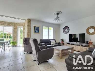 Maison traditionnelle à Bouguenais (44340)