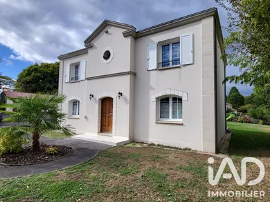 Maison traditionnelle à Bouguenais (44340)