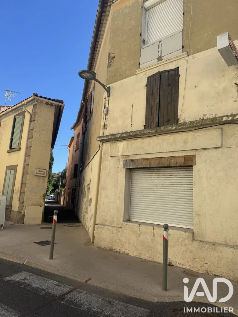 Immeuble 1 pièce 240 m² · à La Crau · 240 m² · 500 000 €