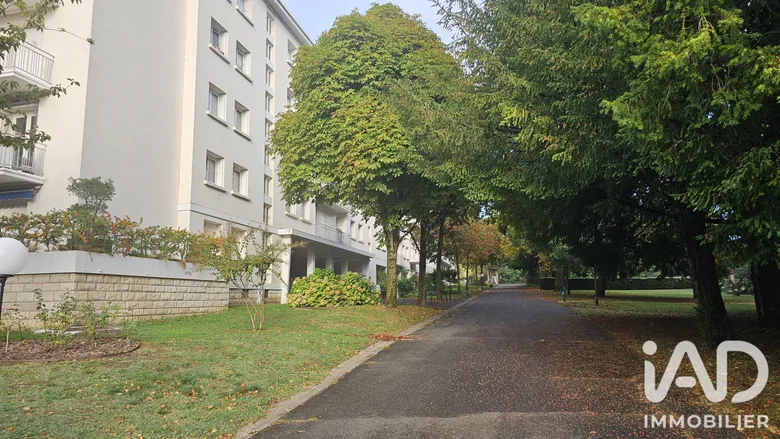 Appartement 4 pièces 84 m² · à Joué-lès-Tours · 84,2 m² · 185 000 €