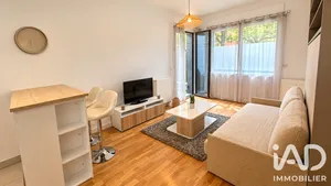 Apartment in Montmorency (95160)