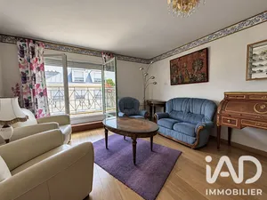 Apartment in Croissy-sur-Seine (78290)