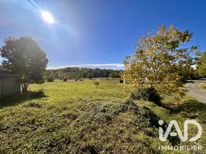 Building plot in Angos (65690)