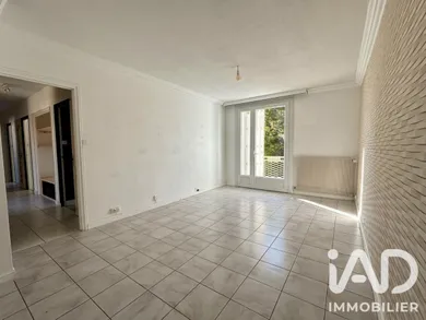 Maison traditionnelle à Beaupréau (49600)
