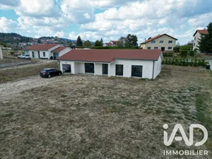 House in La Tourette (42380)
