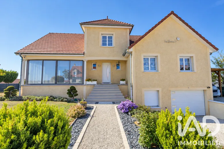 Maison 5 pièces 145 m² · à Fontaine-Française · 145 m² · 340 000 €