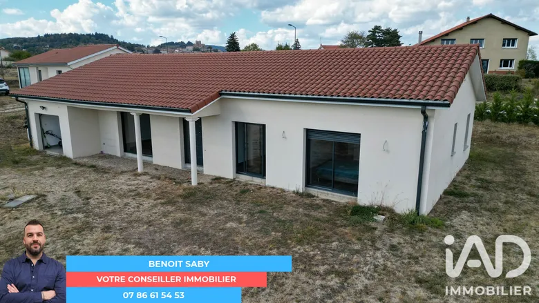 Maison 5 pièces 133 m² · à La Tourette · 133 m² · 326 000 €
