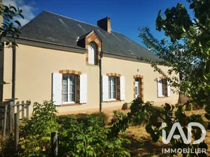 Maison de ville à Tuffé-Val-de-la-Chéronne (72160)