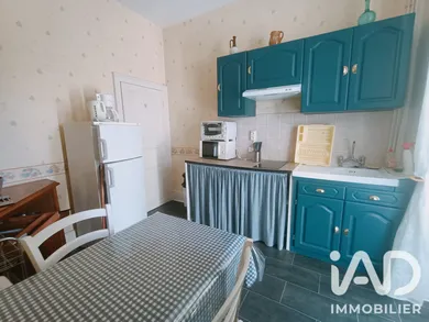 Immeuble à Vichy (03200)