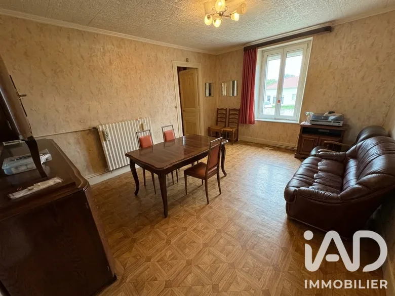 Appartement 3 pièces 83 m² · à Gironcourt-sur-Vraine · 82,6 m² · 32 000 €