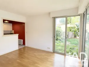 Apartment in Niort (79000)