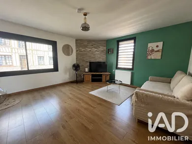 Maison à Arelaune-en-Seine (76940)