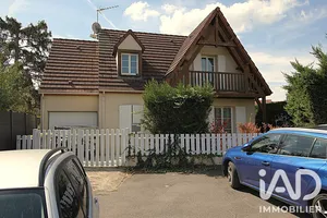 Maison traditionnelle à Villecresnes (94440)