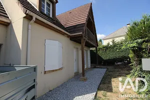 Traditional house in Villecresnes (94440)