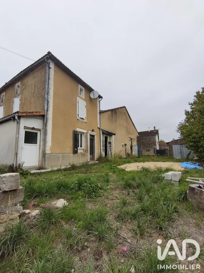 Maison 4 pièces 100 m² · à Champniers · 100 m² · 145 000 €