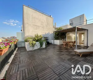 Apartment in Saint-Ouen-sur-Seine (93400)