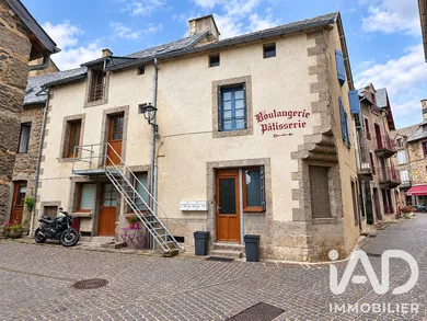Immeuble à Besse-et-Saint-Anastaise (63610)