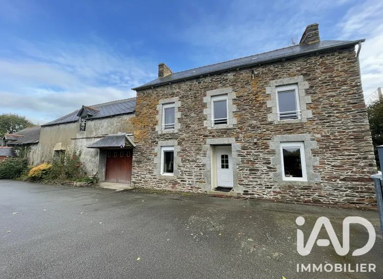 Maison 4 pièces 108 m² · à Saint-Thélo · 108 m² · 850 €/mois