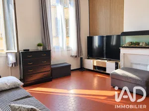 Apartment in Marseille (13005)