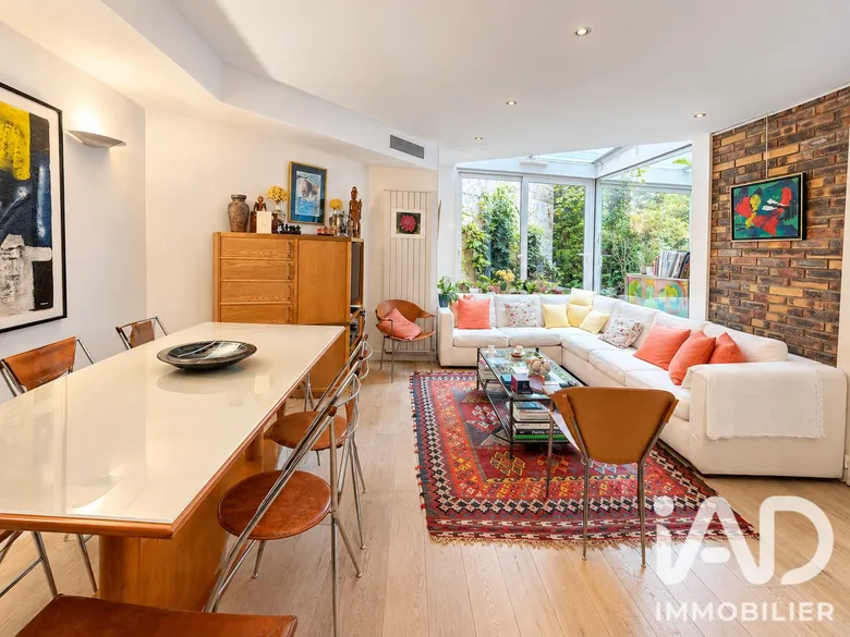 Appartement 6 pièces 212 m² · à Paris · 212 m² · 1 900 000 €
