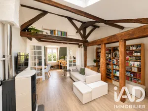 Apartment in Paris (75006)