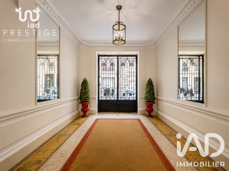 Appartement 5 pièces 141 m² · à Paris 16 · 141 m² · 1 485 000 €