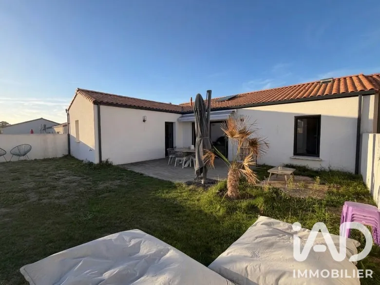 Maison 4 pièces 88 m² · aux Sables-d'Olonne · 88 m² · 377 000 €