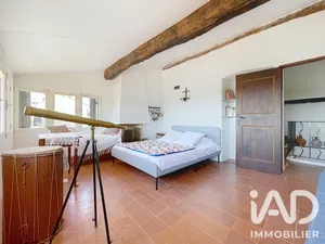 Village house in Mons (83440)