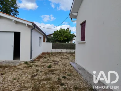 Maison de ville à Coutras (33230)