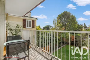 Apartment in Sceaux (92330)