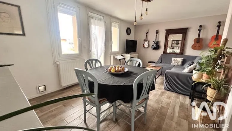 Maison 5 pièces 88 m² · à Saint-Quentin-Fallavier · 88 m² · 215 000 €