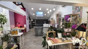 Commercial in Pleyben (29190)