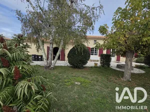 Village house in Gaillan-en-Médoc (33340)