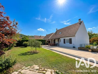 Maison traditionnelle à Lamorlaye (60260)