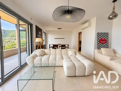 Appartement à Toulon (83000)