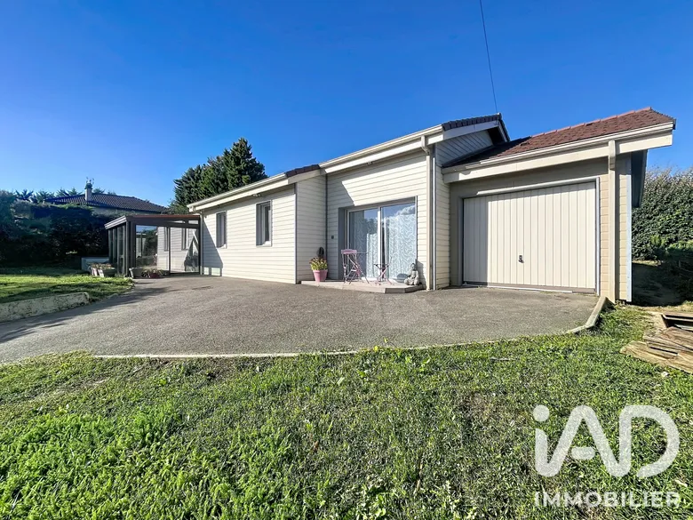 Maison 5 pièces 111 m² · à Chuzelles · 110,5 m² · 430 000 €