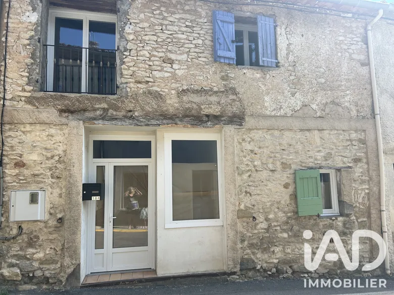 Maison 3 pièces 67 m² · à Saint-Étienne-les-Orgues · 67 m² · 76 000 €
