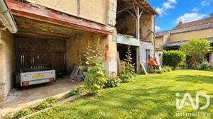 Maison de ville à Saint-Martin-la-Pallu (86380)