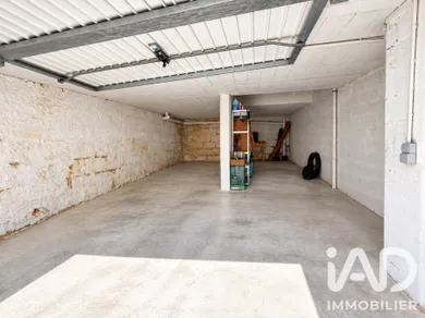 Garage in Bordeaux (33300)
