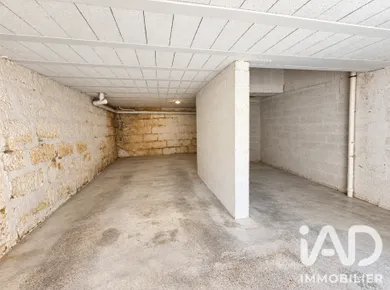 Garage in Bordeaux (33300)