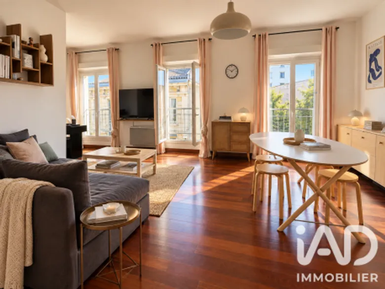Appartement 2 pièces 44 m² · à Bordeaux · 44 m² · 225 000 €