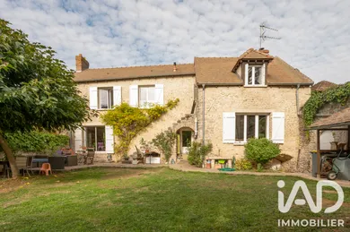 Maison de village à La Forêt-Sainte-Croix (91150)