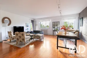 Apartment in Cenon (33150)