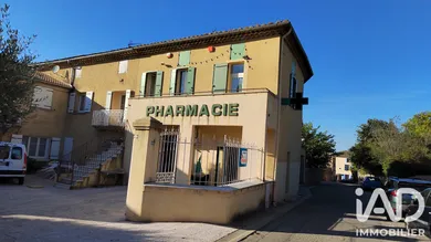 Immeuble à Saint-Victor-la-Coste (30290)